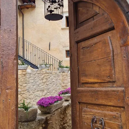 Palazzo Pirro Dimora Storica Bed & Breakfast *