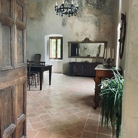 Palazzo Pirro Dimora Storica Bed & Breakfast