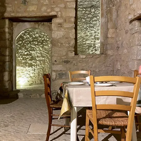 Bed & Breakfast Palazzo Pirro Dimora Storica *