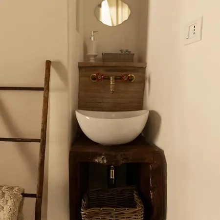 Palazzo Pirro Dimora Storica 4* Acciano