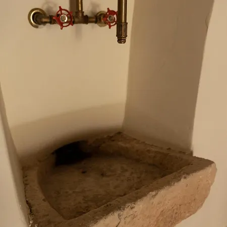 Palazzo Pirro Dimora Storica فندق مبيت وإفطار 4*