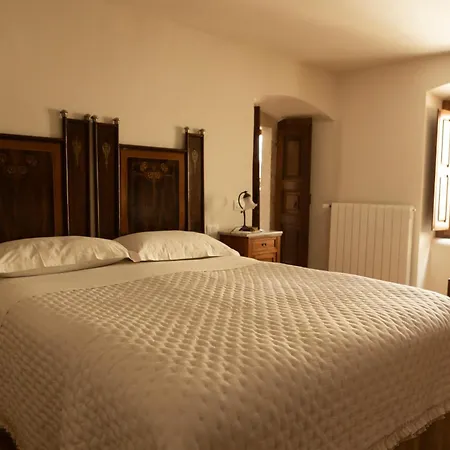 Palazzo Pirro Dimora Storica 4* Acciano