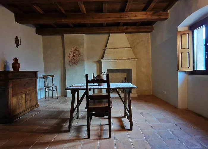 Palazzo Pirro Dimora Storica 4*